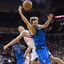 乔丹封神绝技，3个经典上篮动作震撼十足